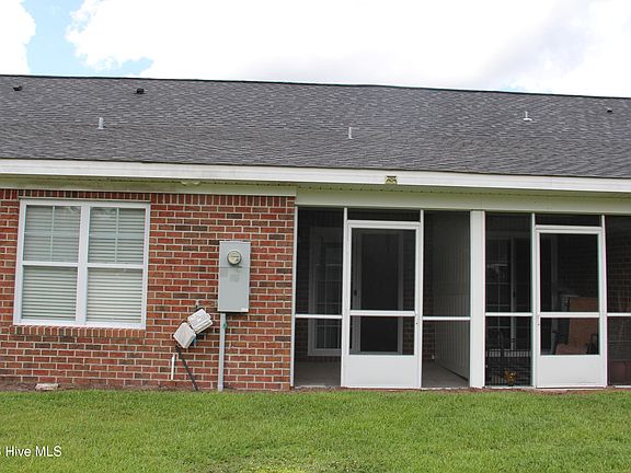 2nd image of 1059 Bridgeport Way