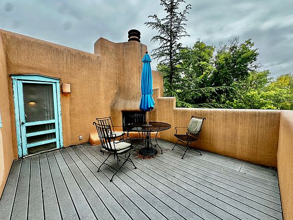 5th image of 635 E Alameda St