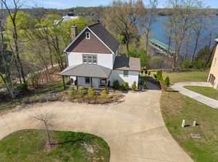 369 Fanning Bend Dr, Winchester, TN 37398