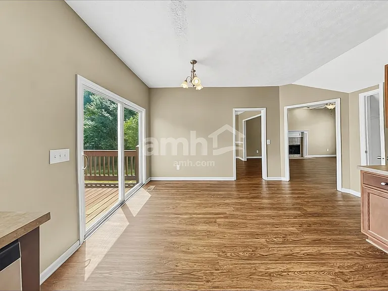 103 Porter Ct — Photo 5