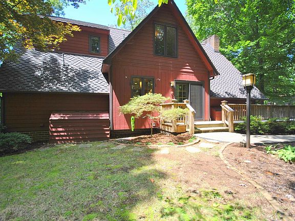 2nd image of 1235 Fleming Mountain Dr