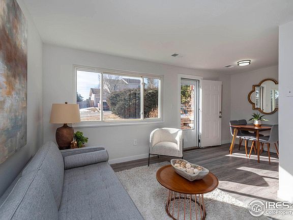 5th image of 718 W Cleveland Cir