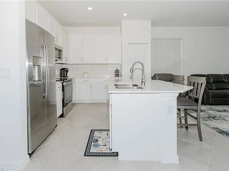 18461 Copperhead Ct N #431 — Photo 5