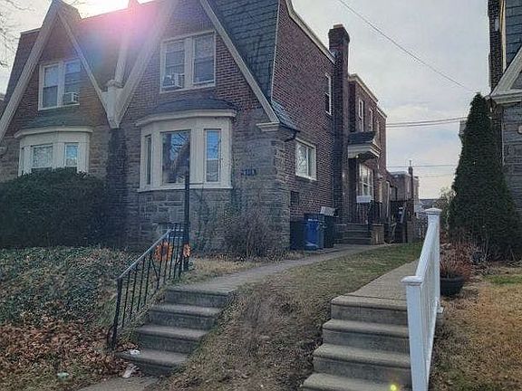 3rd image of 4018 Hartel Ave