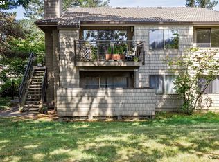 46 Crestfield Ct, Lake Oswego, OR 97035