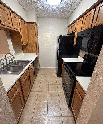 3rd image of 3244 Donnelly Cir APT 1111