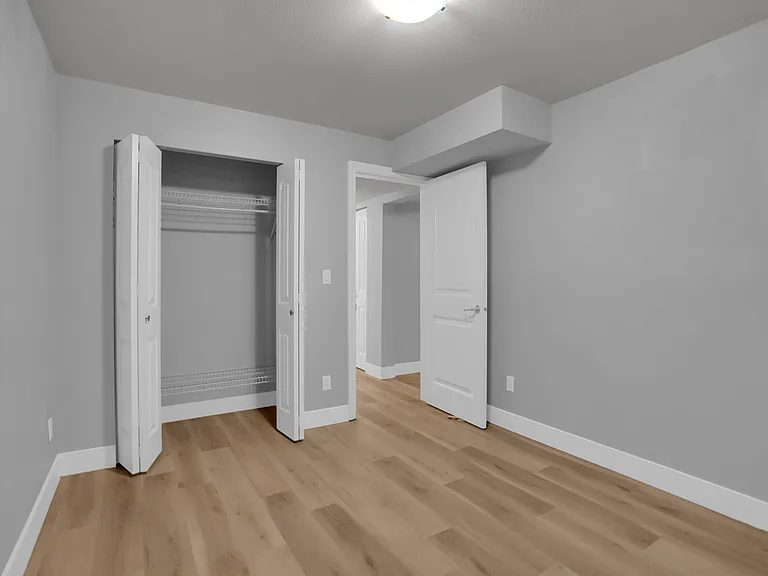 16459 59a Ave #BASEMENT — Photo 11