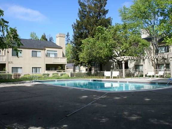Community pool 1