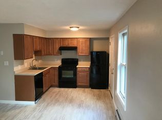 7 Central St APT A, Saco, ME 04072