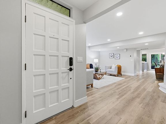 3rd image of 6032 Calle De Suerte