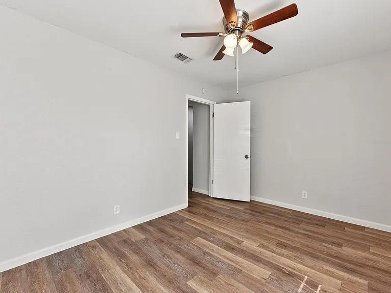 1210 Southport Dr #A — Photo 26