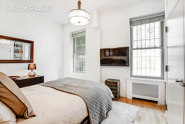 Sold by Compass | media 5