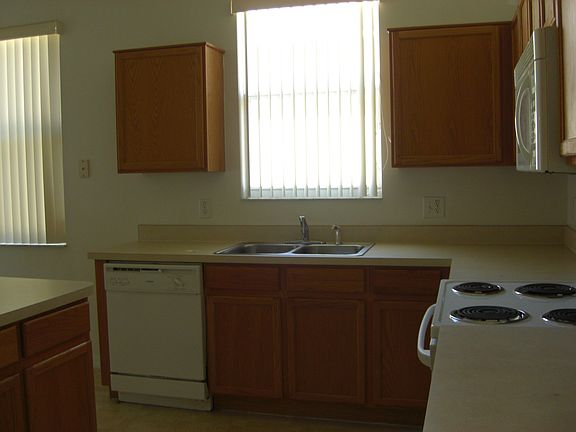 2nd image of 3788 Shawn Cir