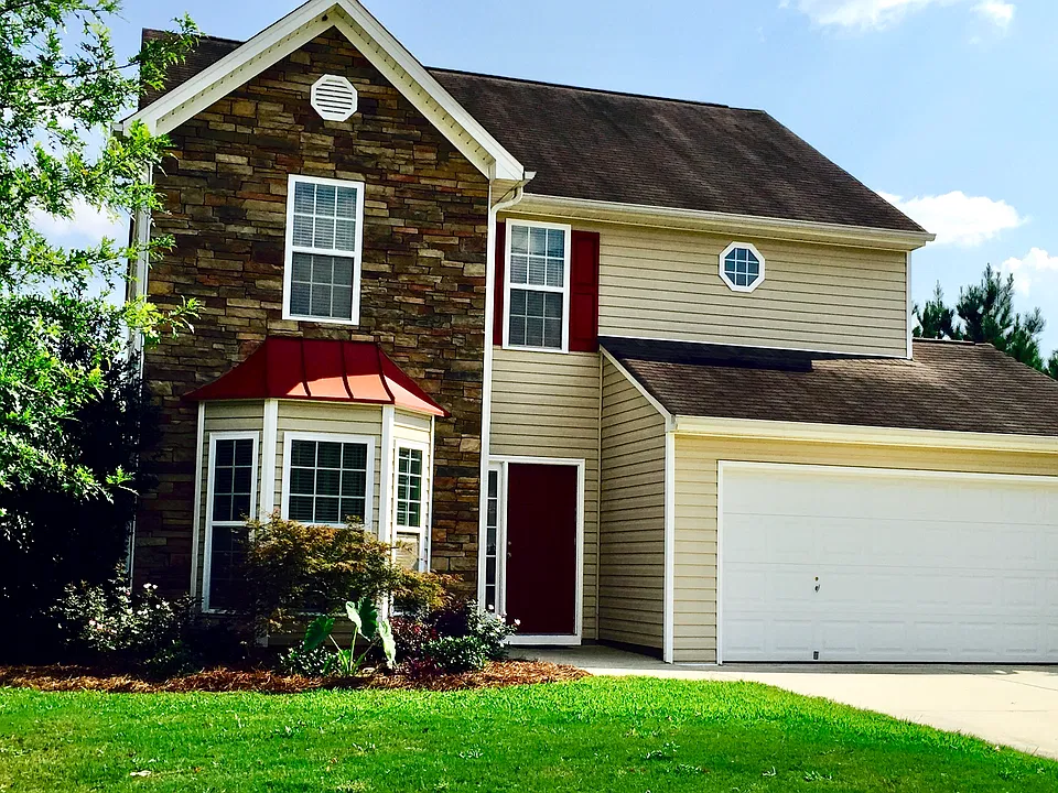 111 Mount Comet Ct