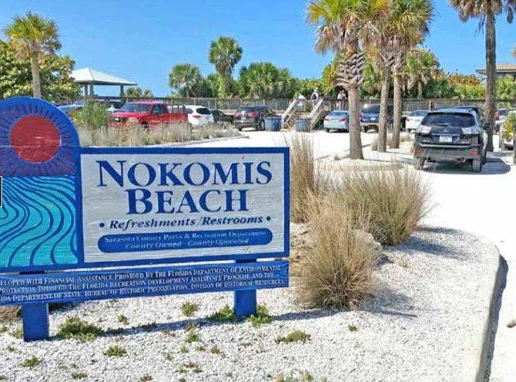 10 minutes to Nokomis Beach