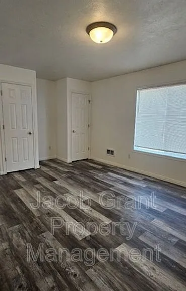 185 Stockham Blvd #4 — Photo 2