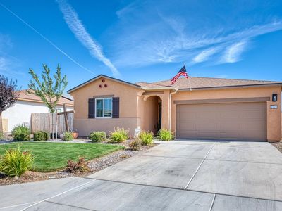 1965 E Evening Glow Ave, Reedley, CA, 93654