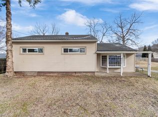 2727 McElwain Rd, Akron, OH 44312