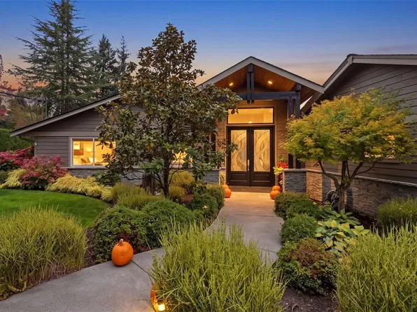 8036 132nd Avenue NE, Redmond, WA 98052