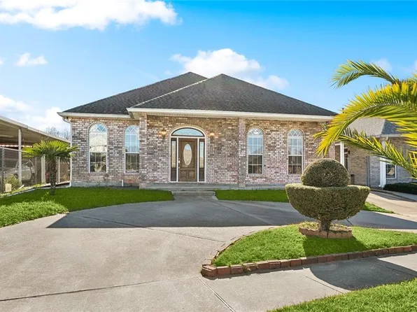 121 Andre Dung Lac Dr, Westwego, LA 70094