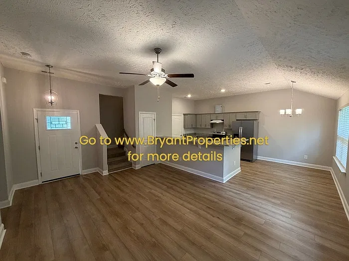 3 bed, 2.0 bath, 1514 sqft, $2,000 — Photo 4