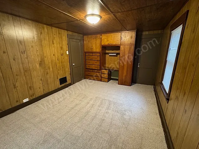 1517 Howell St — Photo 13
