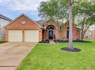 134 Bayou Bend Dr, League City, TX 77573