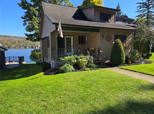 6065 Bartholomew Dr, Honeoye, NY 14471