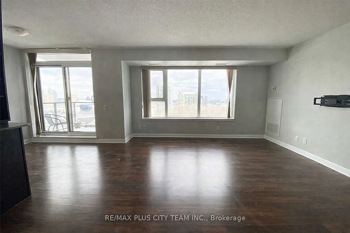 Building Photo - 190 Borough Dr #1702