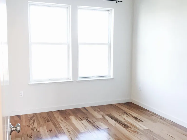 857 Donovan Way — Photo 11