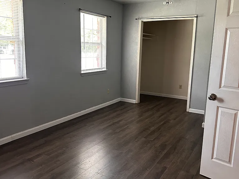 1214 Wolfe City Dr — Photo 15