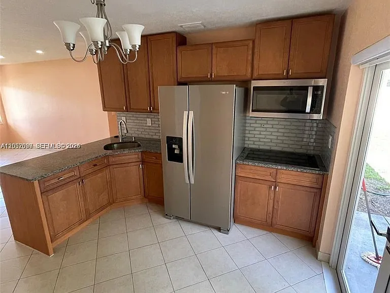 5352 Rose Marie Ave S — Photo 4