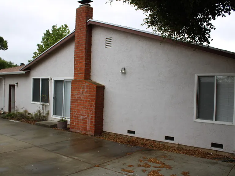 2152 Bluejay Cir — Photo 29