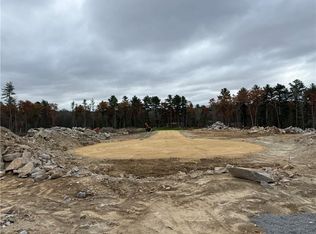 1 Timber Ridge Cir, Coventry, RI 02816