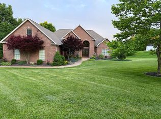 10722 S Oak Ridge Ests, Haubstadt, IN 47639