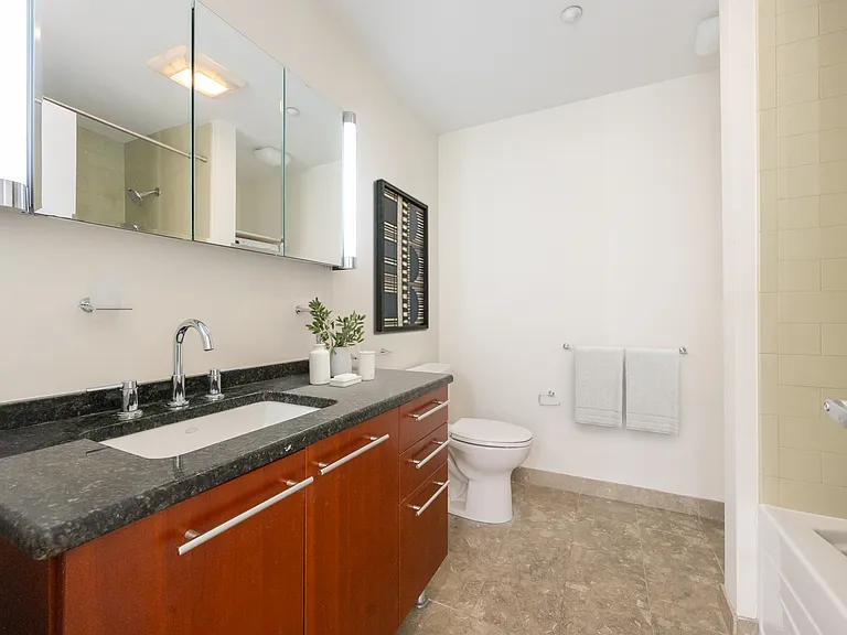 40 Fay St #302 — Photo 12