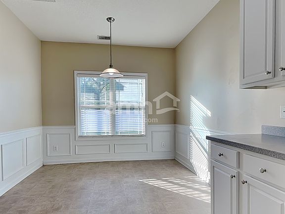 4th image of 38 Alston Park Dr