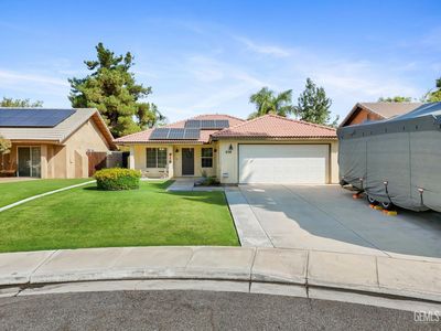 850 Greenwood Meadow Ln, Bakersfield, CA, 93308
