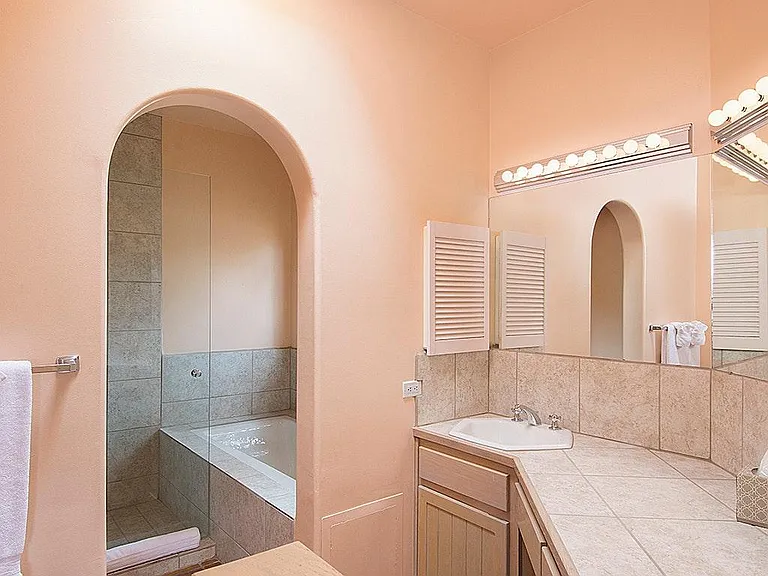 1297 Lejano Ln — Photo 18
