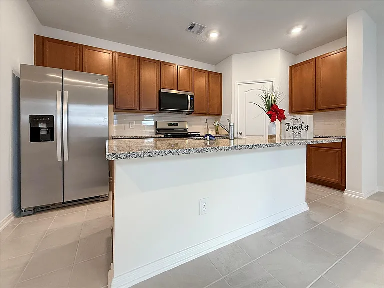 2809 Cordova Hill Dr — Photo 8