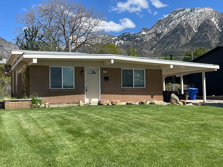 4159 S 3100 E — Photo 2