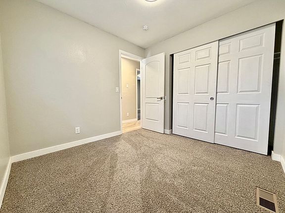5th image of 680 E Malibu Dr