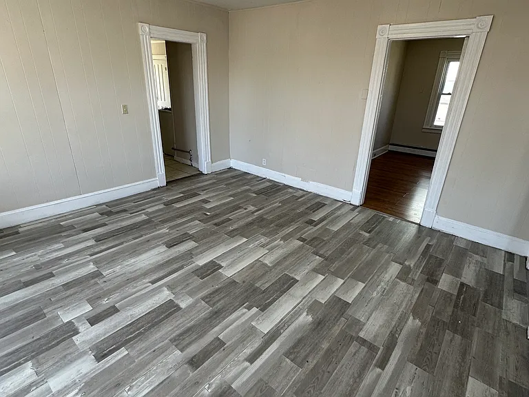 221 Willow St #3 — Photo 10