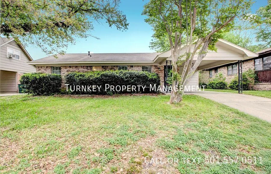 Building Photo - 5306 McClellan Dr