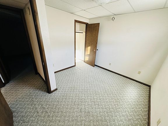 5th image of 833 S Merton St #3