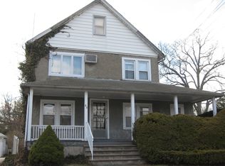 44 Zazzetti St #2X, Waldwick, NJ 07463