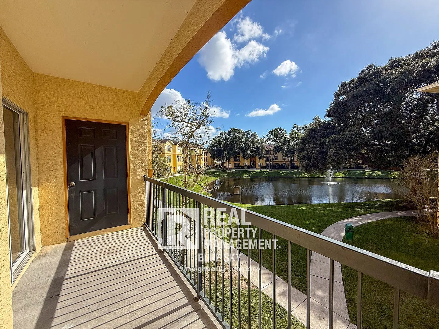 5612 Pinnacle Heights Cir — Photo 4