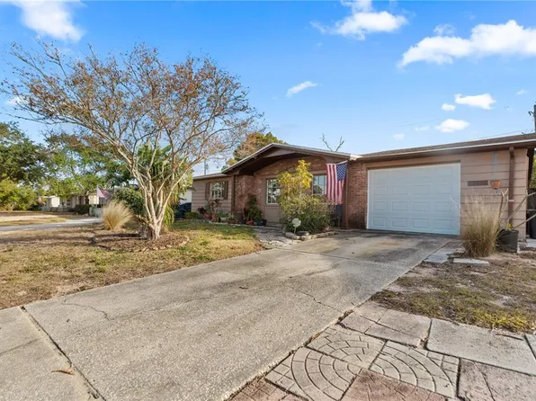 4130 Ridgefield Ave, Holiday, FL 34691