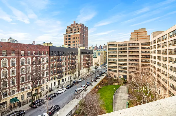 Sold by Keller Williams NYC | media 9