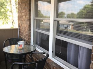 1311 Juniper Dr APT 10, Rantoul, IL 61866